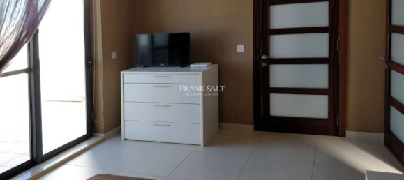 Ático de 2 dormitorios en Mellieha, Malta No. 10854 13