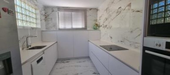 2 bedrooms Villa in Urbanizacion Las Filipinas, Spain No. 10832 10