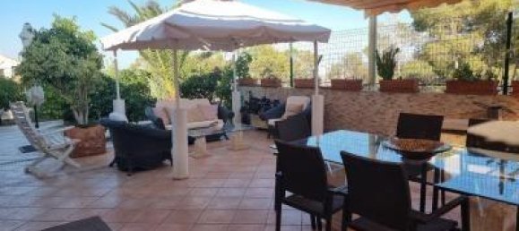 2 bedrooms Villa in Urbanizacion Las Filipinas, Spain No. 10832 2