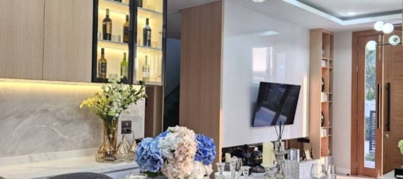 4 bedrooms House in Pattaya, Thailand No. 26691 9