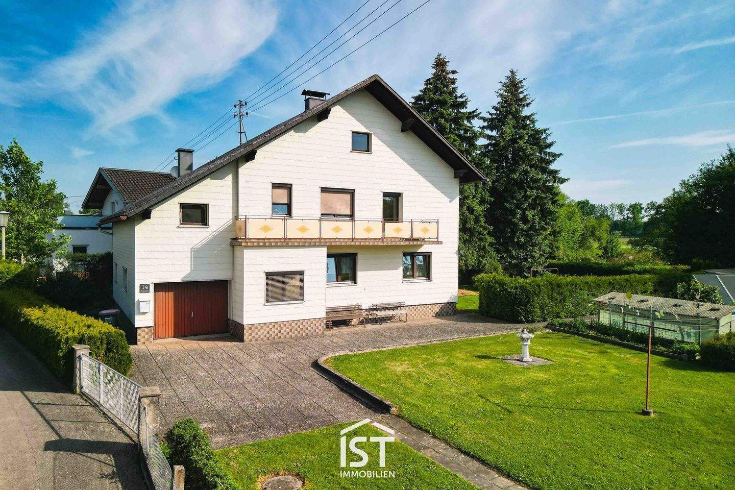 Casa de 6 habitaciónes en Altheim, Austria No. 228402