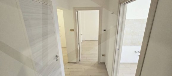 Apartamento de 2 habitaciónes en Molfetta, Italy No. 21288 11