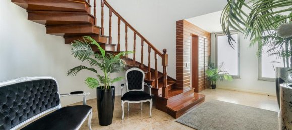 71 bedroom Villa in Portimao, Portugal No. 146705 4