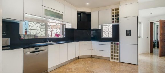 71 bedroom Villa in Portimao, Portugal No. 146705 13