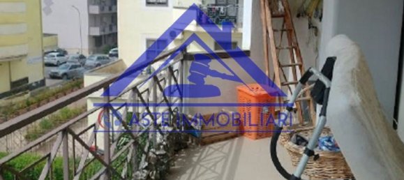 Apartamento de 2 divisões em Santa Maria Capua Vetere, Italy N.º 7573 52