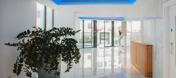 2 chambres Appartement à Limassol, Cyprus No. 35620 3