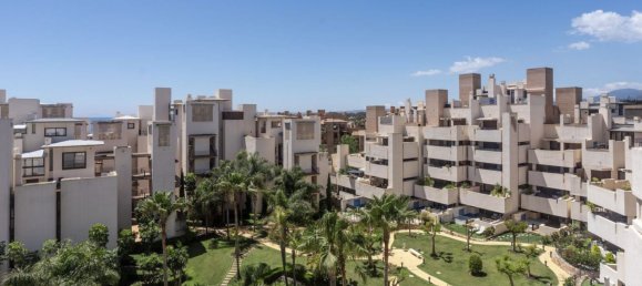 2 Schlafzimmer Penthouse in Estepona, Spain, Nr. 51454 4