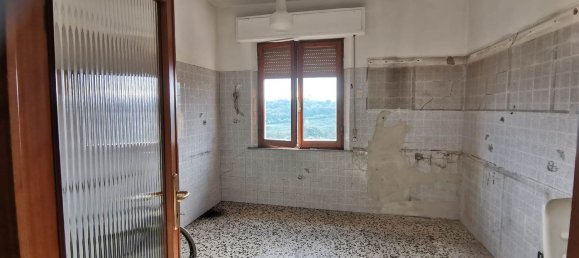 6 rooms Apartment in Chianciano Terme, Italy No. 133892 10