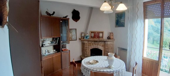 6 rooms Apartment in Chianciano Terme, Italy No. 133892 2