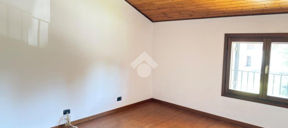 2 غرف نوم شقة في Udine, Italy رقم 329398 23