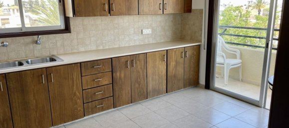 Apartamento de 3 dormitorios en Larnaca, Cyprus No. 26973 4