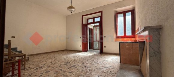 5 bedrooms House in Montesarchio, Italy No. 360459 2