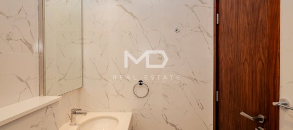 3 bedrooms Townhouse in Abu Dhabi, UAE No. 47595 38