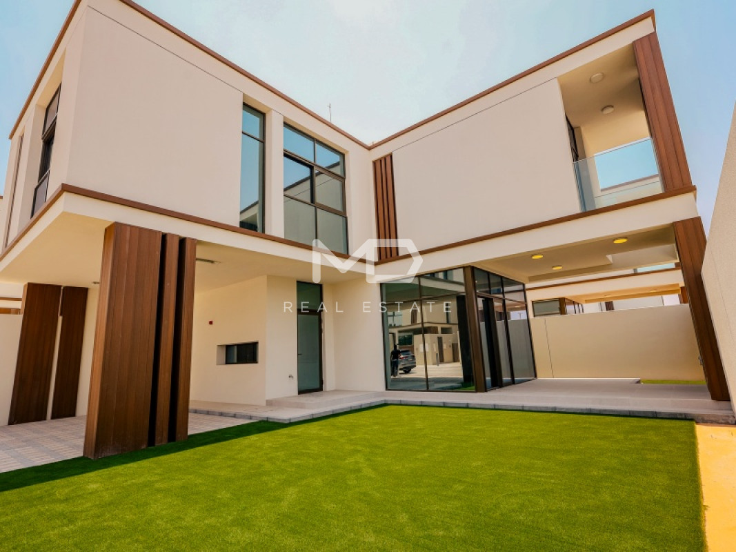 3 bedrooms Townhouse in Abu Dhabi, UAE No. 47595