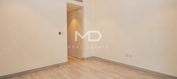 3 bedrooms Townhouse in Abu Dhabi, UAE No. 47595 45