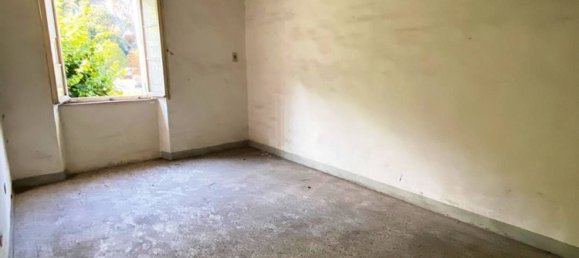 10-Zimmer Haus in Pioraco, Italy, Nr. 111843 11