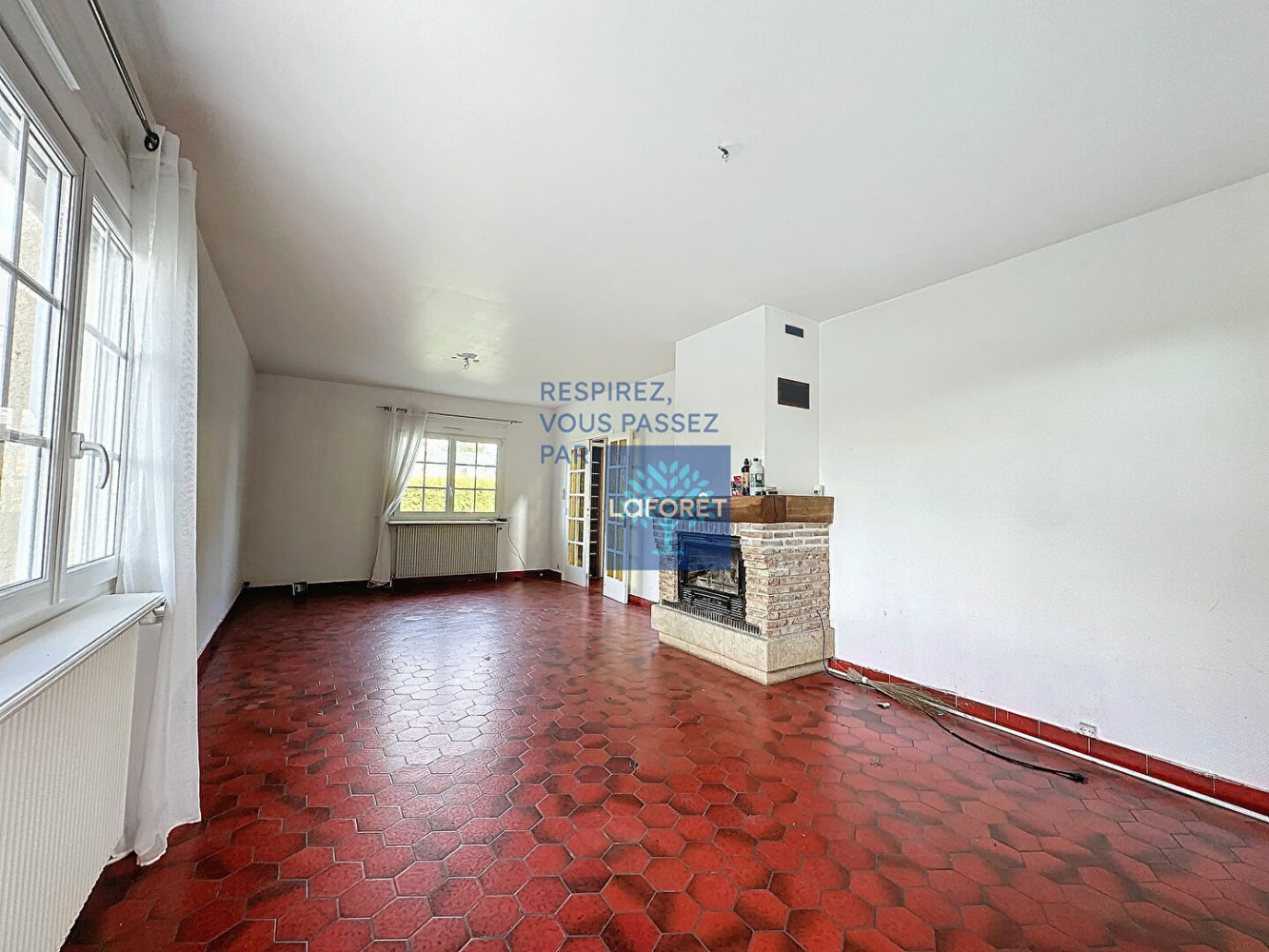 4 bedrooms House in Talmas, France No. 68314