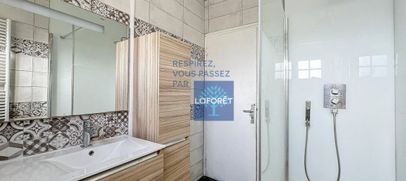 4 bedrooms House in Talmas, France No. 68314 10