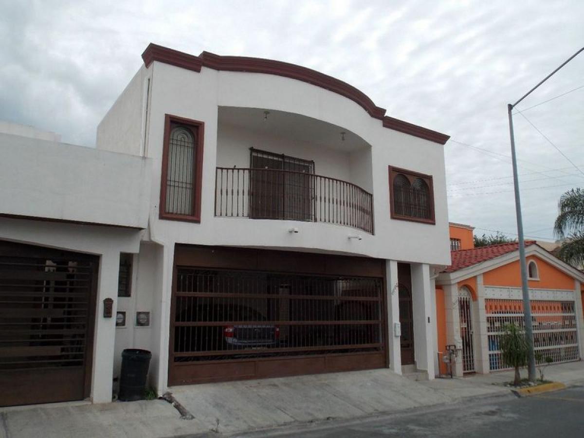 Дом с 4 спальнями в Нуэво Леон, Мексика № 173919