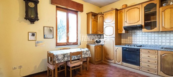 3 rooms Villa in Solaro, Italy No. 14781 10