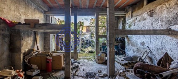 9 bedrooms Building in Porto, Portugal No. 41111 18