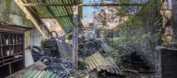 9 bedrooms Building in Porto, Portugal No. 41111 19