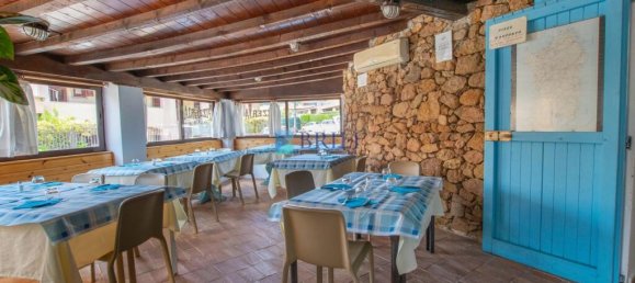 198m² Commercial property in Golfo Aranci, Italy No. 326979 13