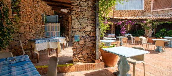 198m² Commercial property in Golfo Aranci, Italy No. 326979 6