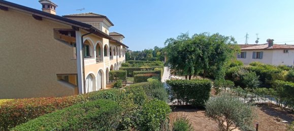 Квартира с 2 комнатами в Мадзано, Италия № 307608 4