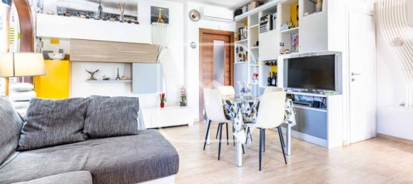 6 bedrooms House in Rome, Italy No. 372122 15