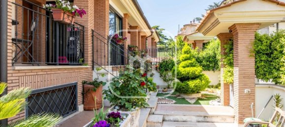 6 bedrooms House in Rome, Italy No. 372122 4