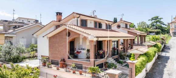 6 bedrooms House in Rome, Italy No. 372122 3