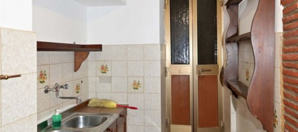 Apartamento de 10 habitaciónes en Cortona, Italy No. 44985 14