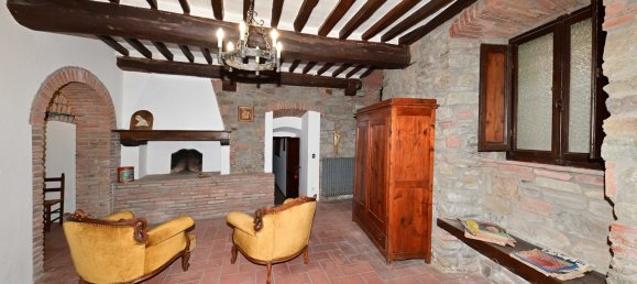 Apartamento de 10 habitaciónes en Cortona, Italy No. 44985 18