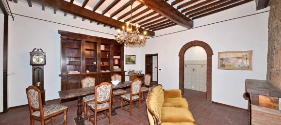 Apartamento de 10 habitaciónes en Cortona, Italy No. 44985 4