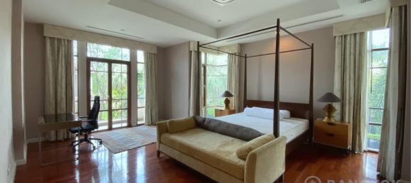 4 bedrooms Cafe / restaurant in Bangkok, Thailand No. 3374 16