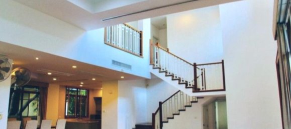 4 bedrooms Cafe / restaurant in Bangkok, Thailand No. 3374 8