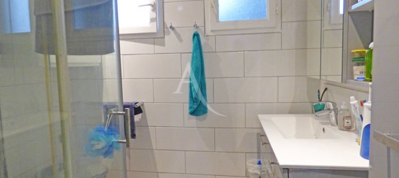 Edificio de 5 dormitorios en Gagny, France No. 173230 10