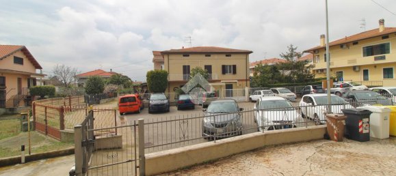 Apartamento de 2 habitaciónes en Giulianova, Italy No. 15507 32