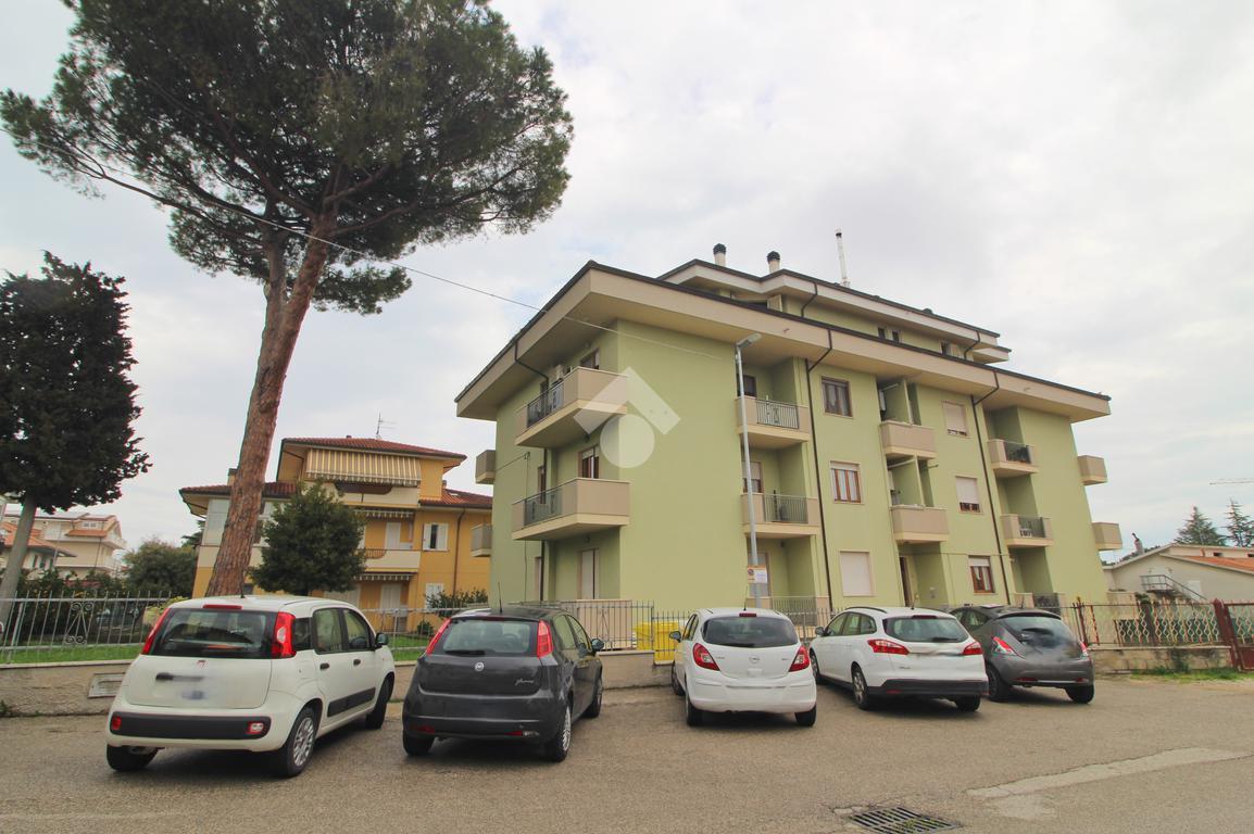 Apartamento de 2 habitaciónes en Giulianova, Italy No. 15507