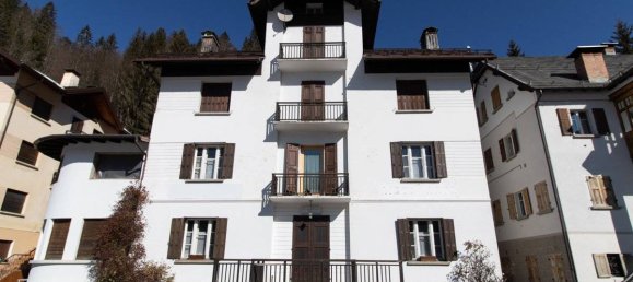 5-salle Propriété commerciale à Udine, Italy No. 213930 3