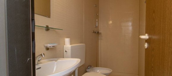 5-salle Propriété commerciale à Udine, Italy No. 213930 9