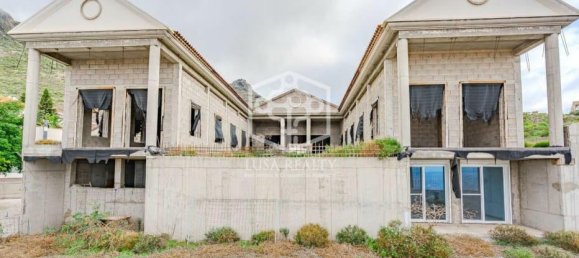 6 bedrooms Villa in Adeje, Spain No. 11391 15