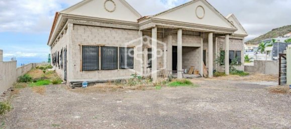 6 bedrooms Villa in Adeje, Spain No. 11391 13