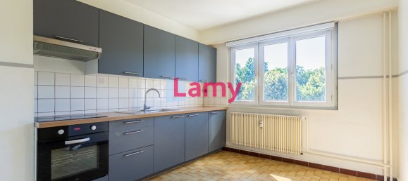 Apartamento de 3 habitaciónes en Strasbourg, France No. 252298 2