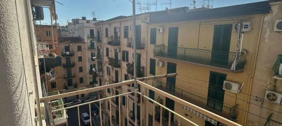 4 chambres Appartement à Palermo, Italy No. 363674 2