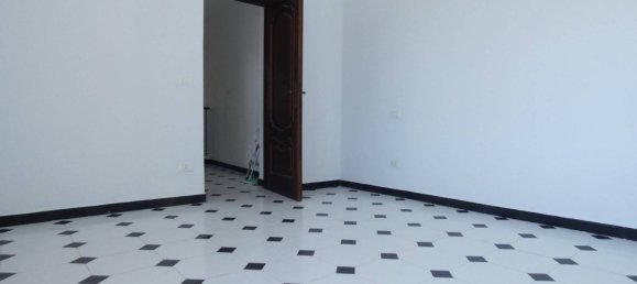 Apartamento T4 em Genoa, Italy N.º 329845 24