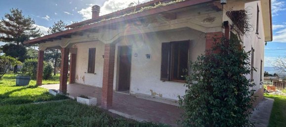 Дом с 3 комнатами в Спелло, Италия № 41316 3