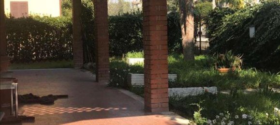 Дом с 3 комнатами в Спелло, Италия № 41316 19