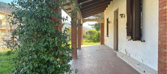 Дом с 3 комнатами в Спелло, Италия № 41316 7